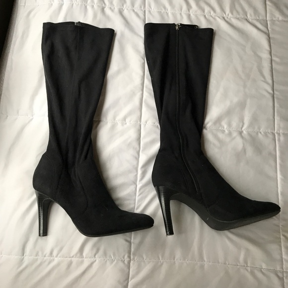 long tight black boots